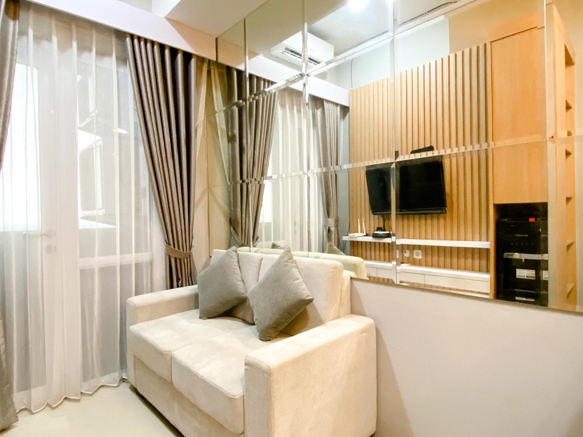 Homey And Minimalist 1Br Vasanta Innopark Apartment By Travelio Cikarang Buitenkant foto