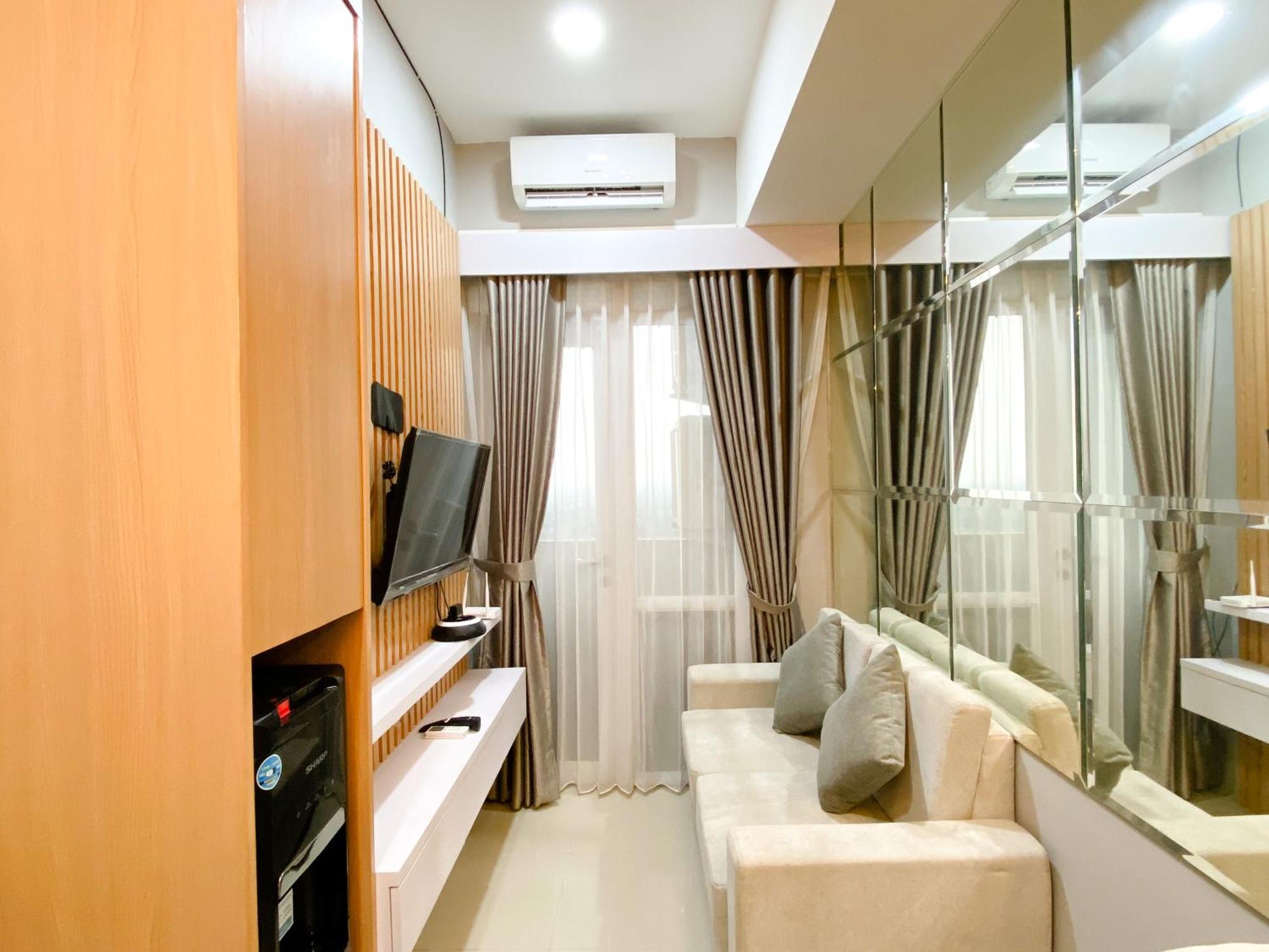 Homey And Minimalist 1Br Vasanta Innopark Apartment By Travelio Cikarang Buitenkant foto